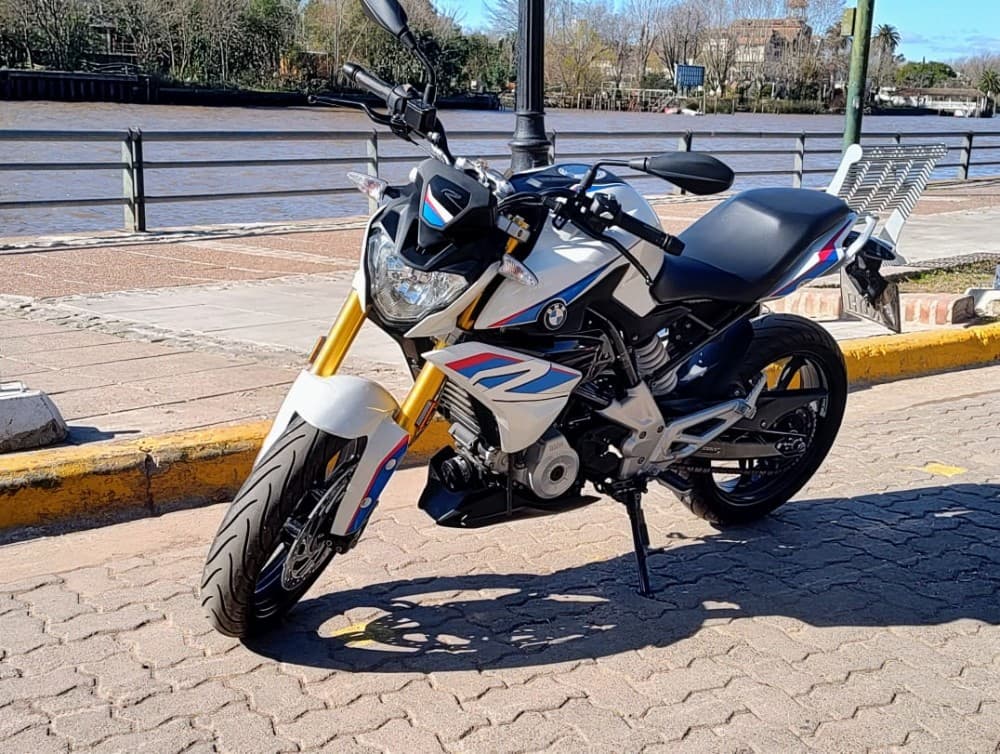 BMW G310R